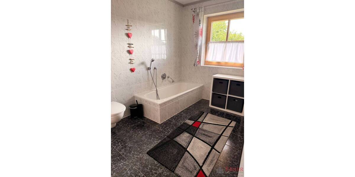 Etagenwohnung Schöfweg Mitterdorf - 3 Zimmer, 107 m&sup2;, 198.000&euro; | Angebot:26917125