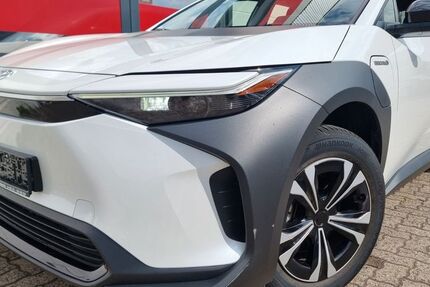Toyota bZ4X 128.100 km 23.495 &euro; Wolfsburg 38446