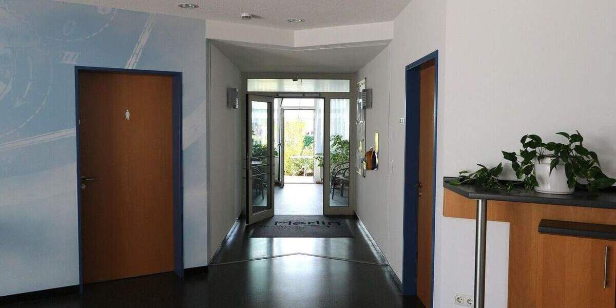 Gewerbeobjekt Herrieden Schernberg - 7 Zimmer, 220 m&sup2;, 2.528&euro; | Angebot:24436108