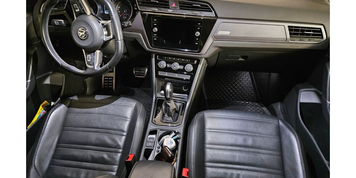 VW Touran 168.500 km 18.999 &euro; Freyung 94078