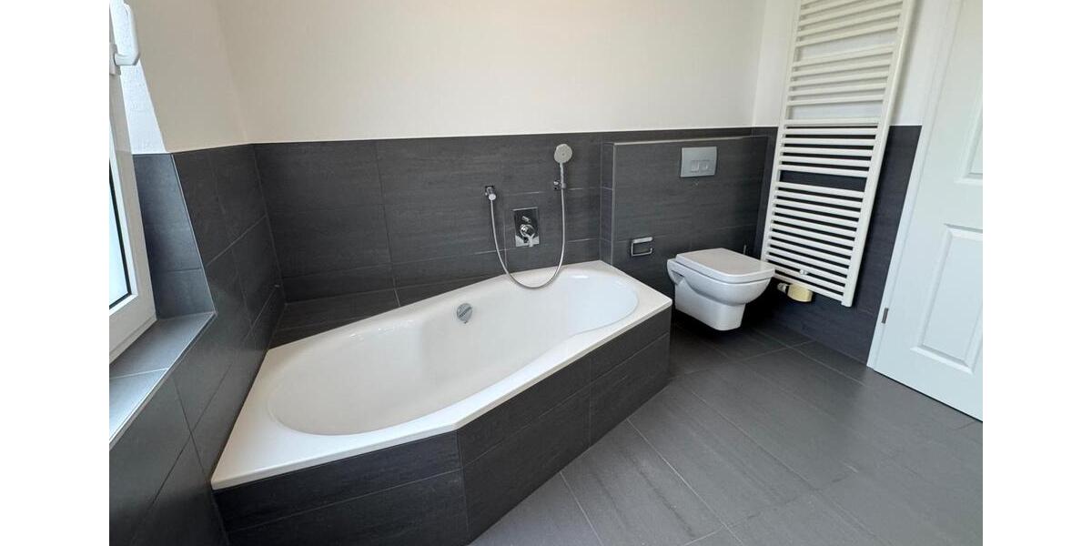 Erdgeschoßwohnung Verl - 3 Zimmer, 115 m&sup2;, 1.000&euro; | Angebot:26406003