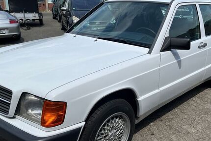 Mercedes 190