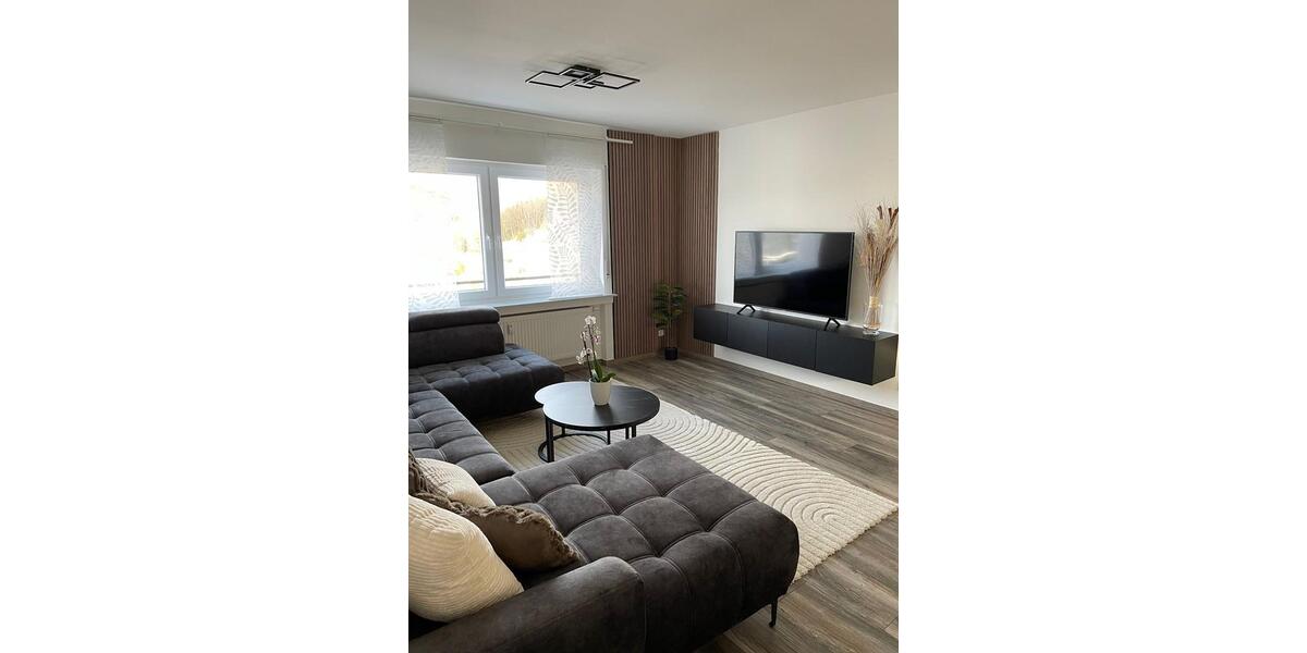 Etagenwohnung Wenden - 4 Zimmer, 125 m&sup2;, 1.300&euro; | Angebot:26327078