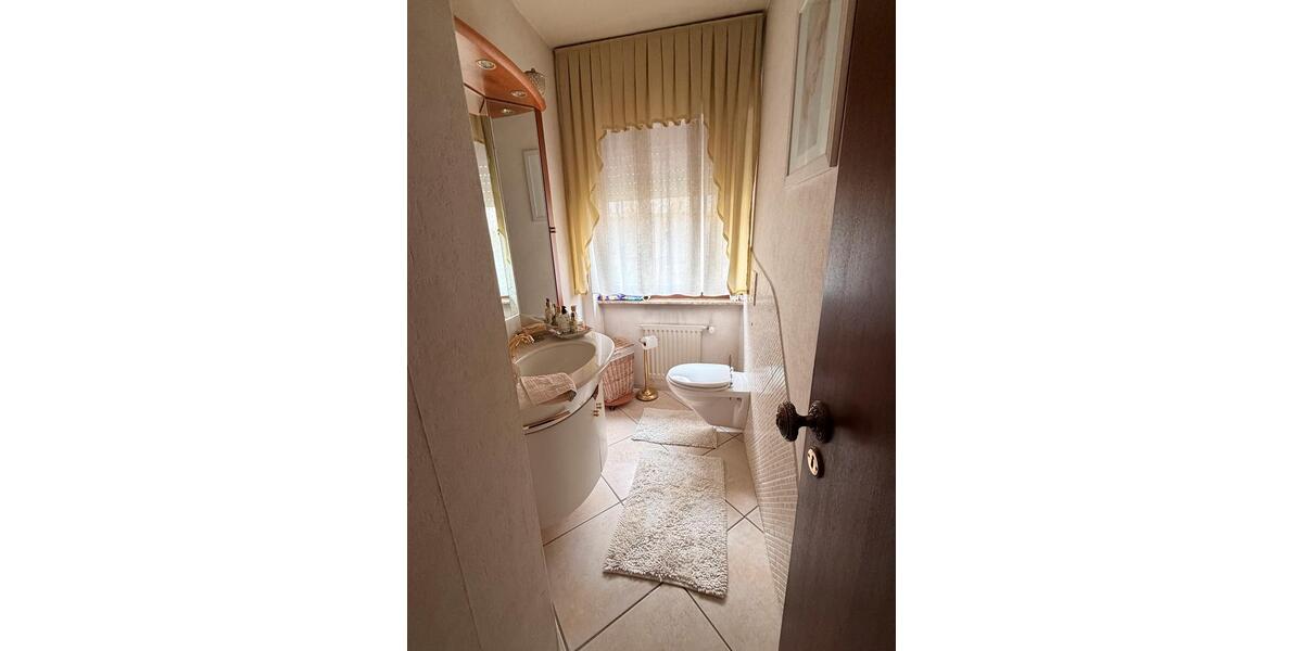 Mehrfamilienhaus, Wohnhaus Zweibrücken - 6 Zimmer, 263 m&sup2;, 420.000&euro; | Angebot:27232954