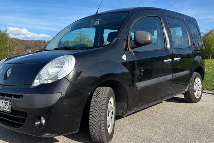 Renault Kangoo 136.500 km 4.990 &euro; München 81671