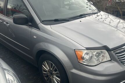 Lancia Voyager 174.100 km 8.990 &euro; Niederlauer 97618