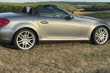 Mercedes-Benz SLK 200 53.900 km 15.999 &euro; Wasserlosen 97535