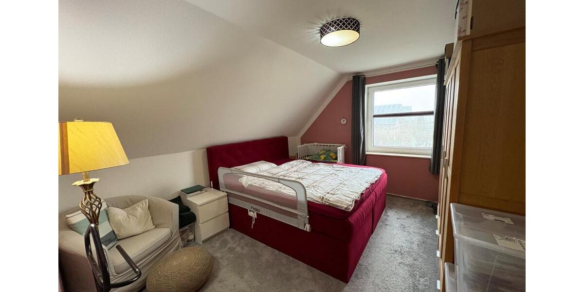 Haus zur Miete mit Garten, Carport, Terrasse, Nebengebäude 5 zimmer