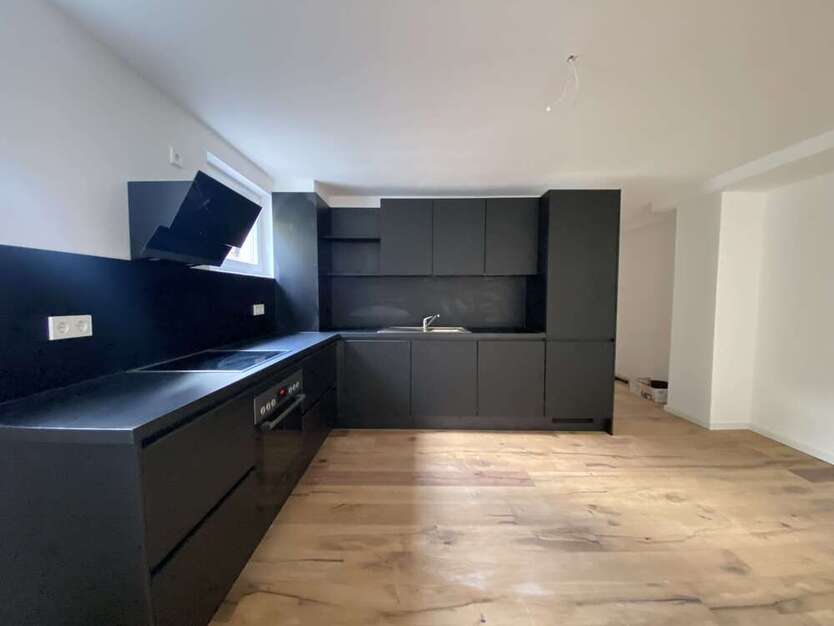 Wohnung zum Mieten in Esslingen 1.100 € 96 m²