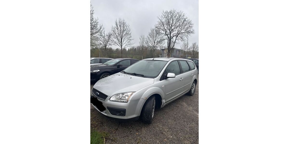 Ford Focus 148.000 km 1.350 &euro; Rottweil 78628