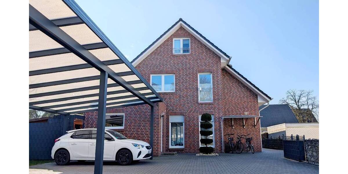 Modernes MFH mit 4 Wohneinheiten, überdachtem Carport und Eigentumsgrundstück 1 zimmer