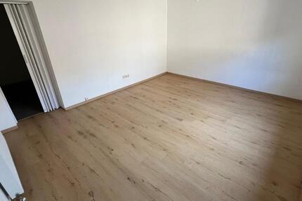 2 Zimmer keller Wohnung zimmer