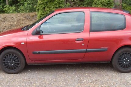 Renault Clio 114.200 km 1.975 &euro; Gräfenhainichen 06773