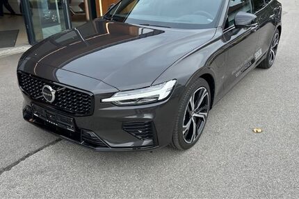 Volvo V60 14.999 km 59.999 € Baierbrunn 82065