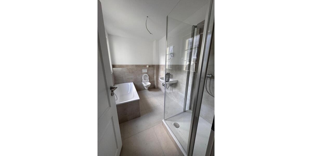 Etagenwohnung Herborn - 4.5 Zimmer, 143 m&sup2;, 1.200&euro; | Angebot:26336725