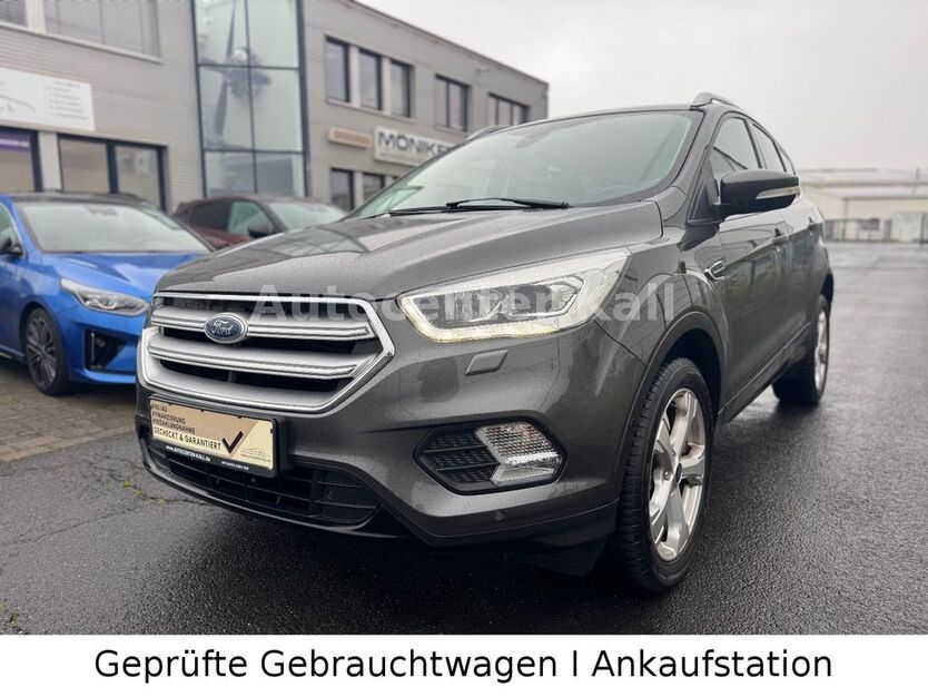 Ford Kuga 139.000 km 10.990 € Kall 53925