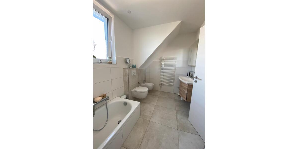 Dachgeschoßwohnung Paderborn Elsen - 4 Zimmer, 135 m&sup2;, 520.000&euro; | Angebot:26423527