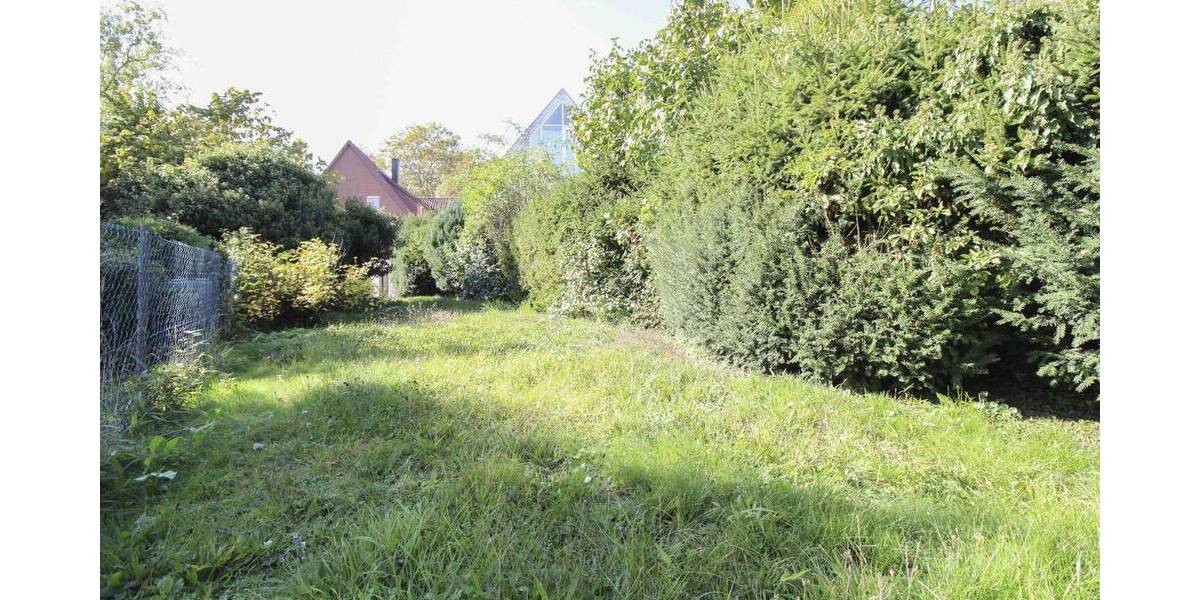 Mehrfamilienhaus, Wohnhaus Stuttgart Heumaden - 9 Zimmer, 398.000&euro; | Angebot:26244753