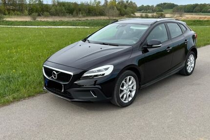 Volvo V40 Cross Country 142.000 km 10.800 &euro; Thaining 86943