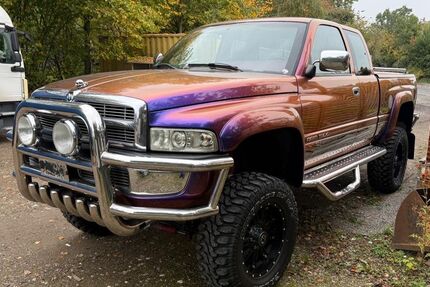 Dodge RAM 180.000 km 16.000 &euro; Nickenich 56645