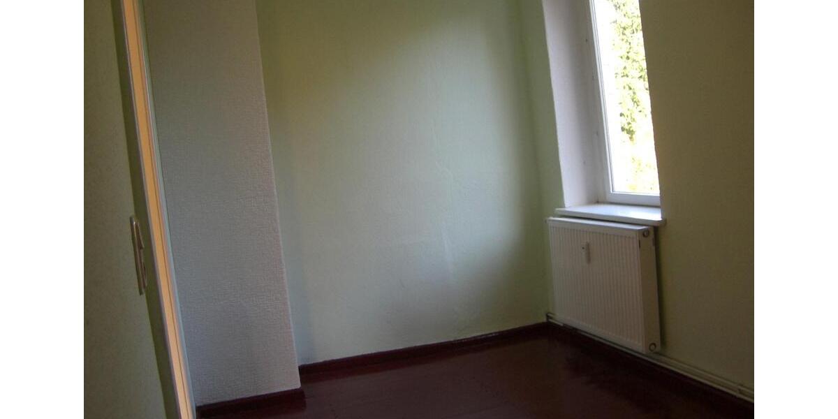 Dachgeschoßwohnung Lauchhammer - 5 Zimmer, 80 m&sup2;, 485&euro; | Angebot:26417136