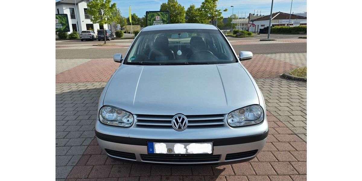 VW Golf 159.000 km 1.100 &euro; Aalen 73430