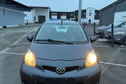 Toyota Aygo (X) 218.000 km 1.100 &euro; Schwandorf 92421