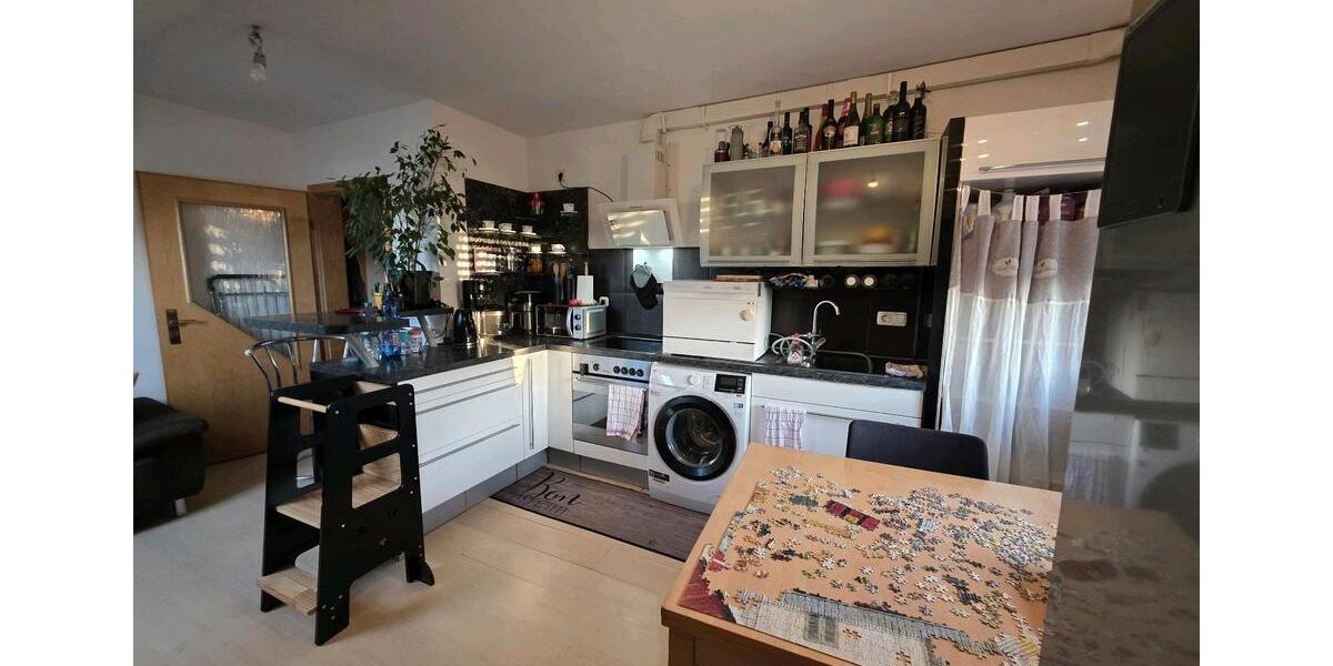 Dachgeschoßwohnung Neutraubling - 2 Zimmer, 52 m&sup2;, 750&euro; | Angebot:26444201