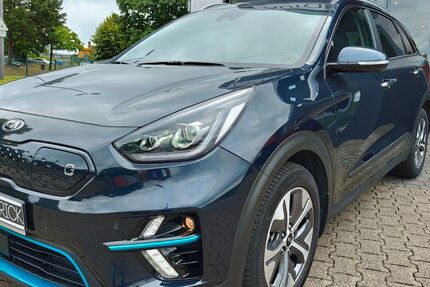 Kia Niro 29.500 km 23.990 € Remscheid 42855