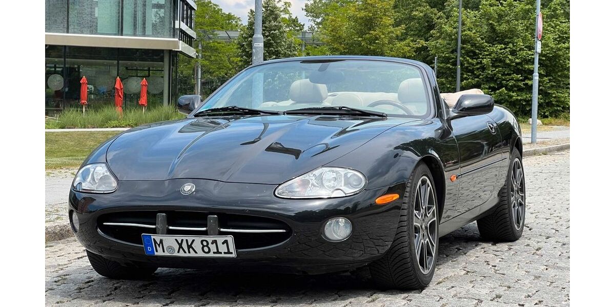 Jaguar XK8 159.275 km 14.850 &euro; München 81829