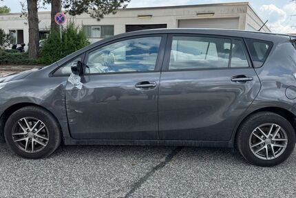 Toyota Verso 171.510 km 6.490 &euro; Barsbüttel 22885