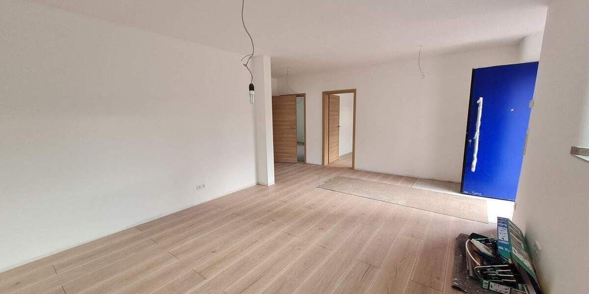 Etagenwohnung Losheim am See Losheim - 3 Zimmer, 77 m&sup2;, 825&euro; | Angebot:25409523