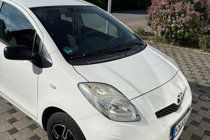 Toyota Yaris 234.000 km 1.800 &euro; Mühlhausen-Ehingen 78259