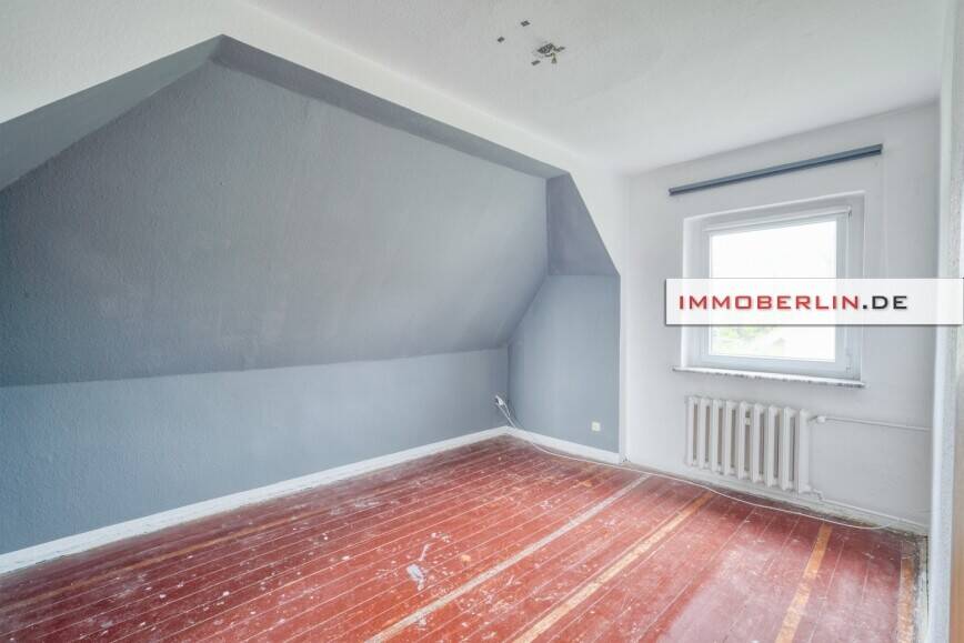 Mehrfamilienhaus, Wohnhaus Alt-Hohenschönhausen Hohenschönhausen - 8 Zimmer, 155 m&sup2;, 599.000&euro; | Angebot:26702703