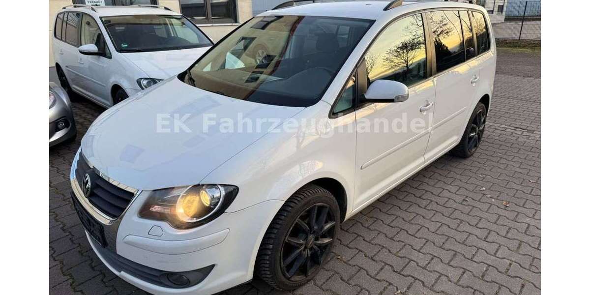 VW Touran 164.589 km 2.999 € Emleben 99869
