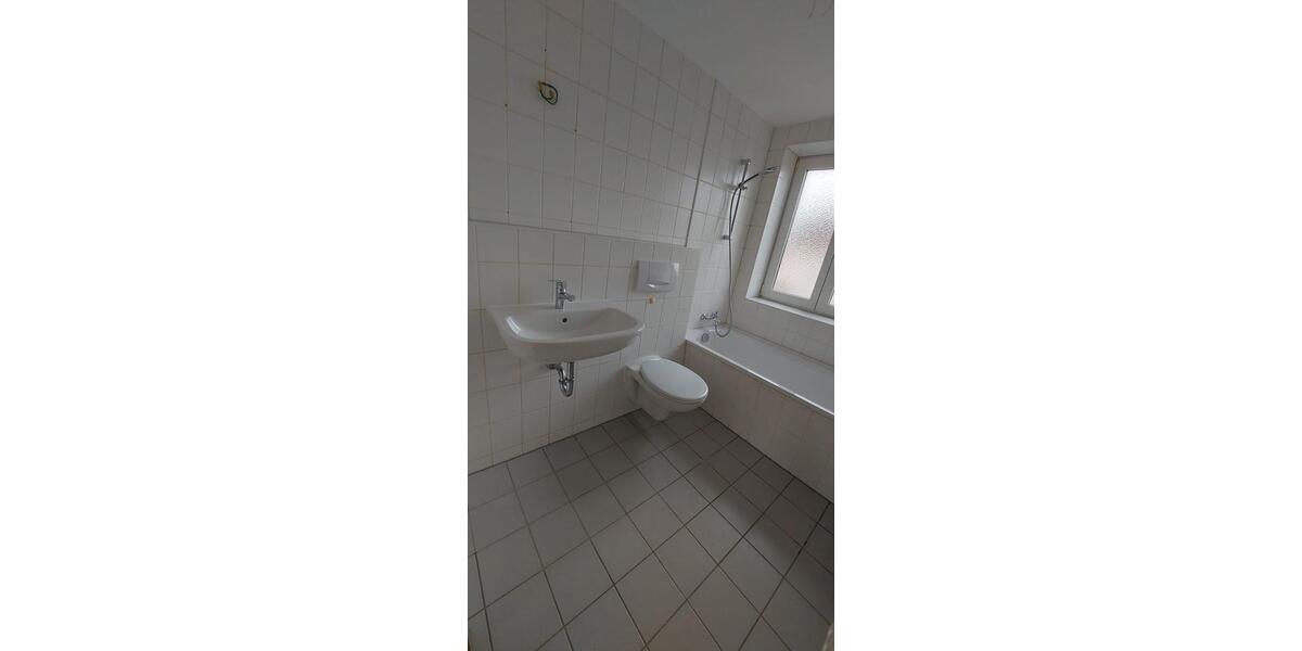 Etagenwohnung Weiden in der Oberpfalz - 3.5 Zimmer, 67 m&sup2;, 184.000&euro; | Angebot:26886383
