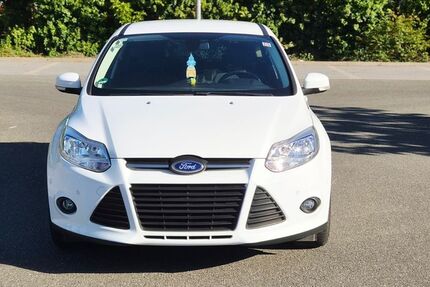 Ford Focus 93.000 km 5.300 &euro; Nürnberg 90419
