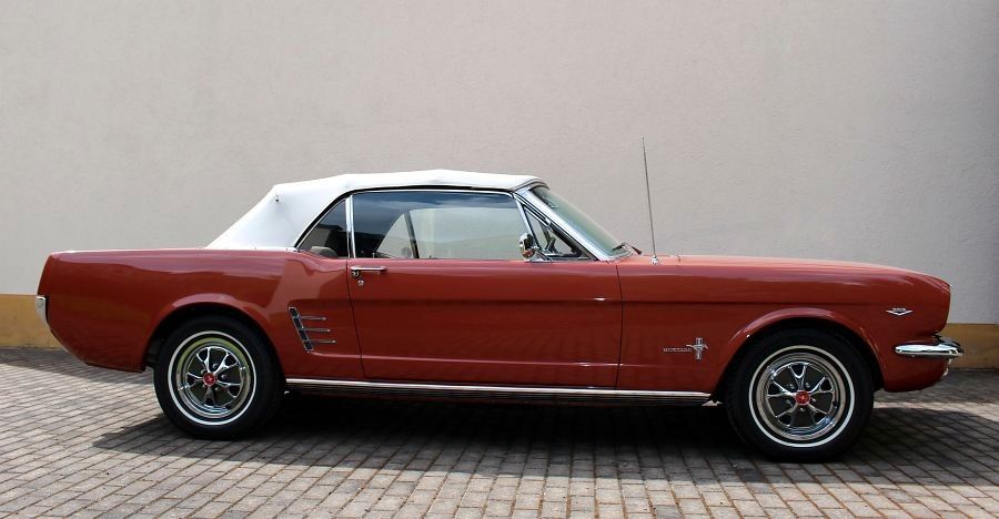 Ford Mustang 87.654 km 49.999 € Großpösna 04463
