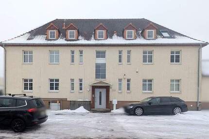 Gewerbeobjekt Bitterfeld-Wolfen Bitterfeld - 4 Zimmer, 75 m&sup2;, 630&euro; | Angebot:25748404