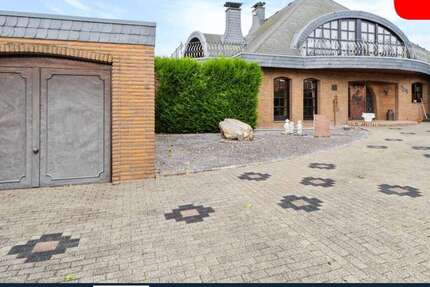 Haus Jülich - 7 Zimmer, 290 m&sup2;, 699.000&euro; | Angebot:24548549