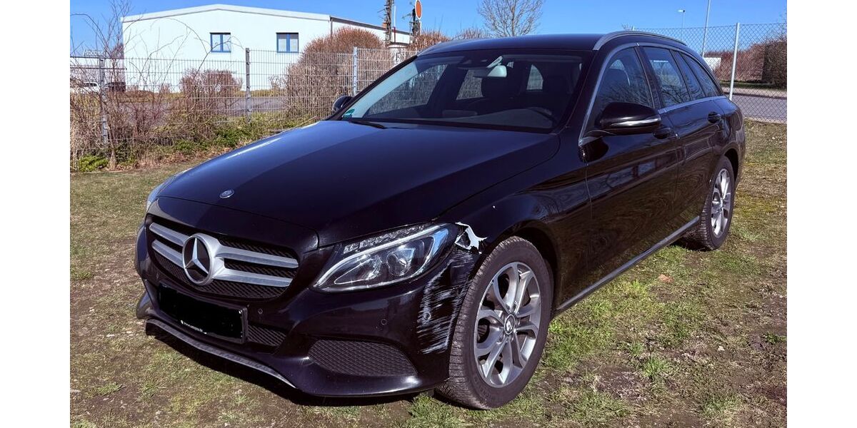 Mercedes-Benz C 220 301.000 km 8.900 &euro; Kritzow/Wismar Ost 23970
