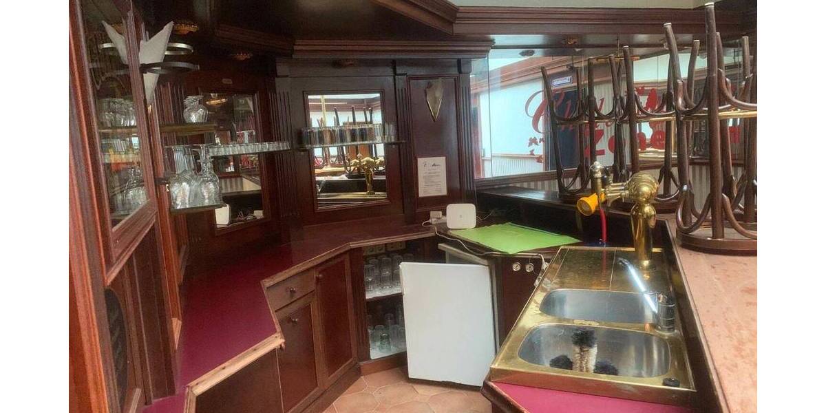 Mehrfamilienhaus, Wohnhaus Naumburg - 1 Zimmer, 220 m&sup2;, 135.000&euro; | Angebot:25692293