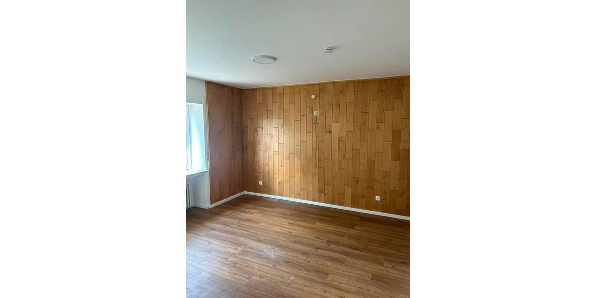 Etagenwohnung Bettenfeld - 3 Zimmer, 75 m&sup2;, 650&euro; | Angebot:26378803