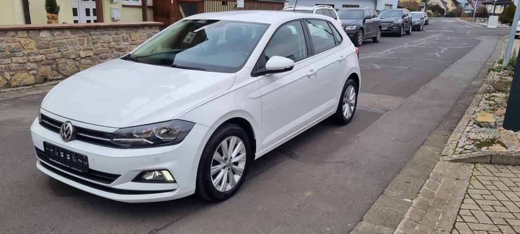 VW Polo 92.000 km 11.990 € Stammheim 97509