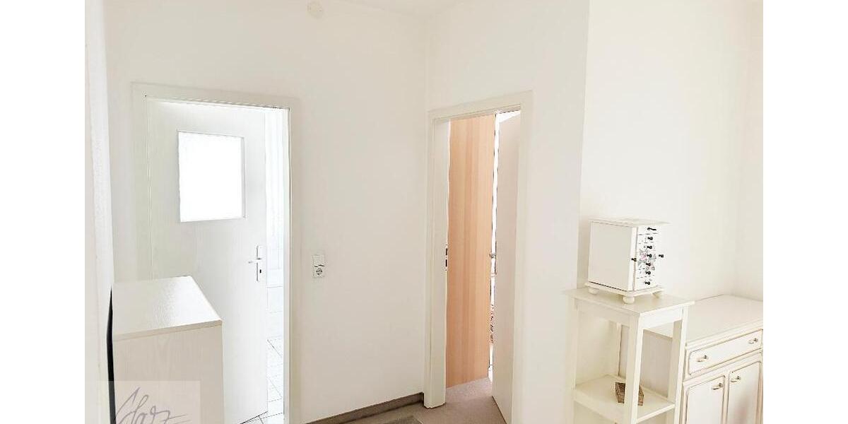 Etagenwohnung Riesa Neuweida - 2.5 Zimmer, 60 m&sup2;, 395&euro; | Angebot:26400674