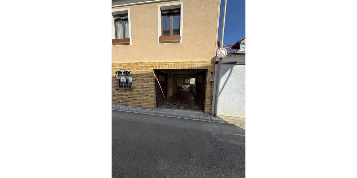 Einfamilienhaus Rimpar - 5 Zimmer, 103 m&sup2;, 95.000&euro; | Angebot:26362541