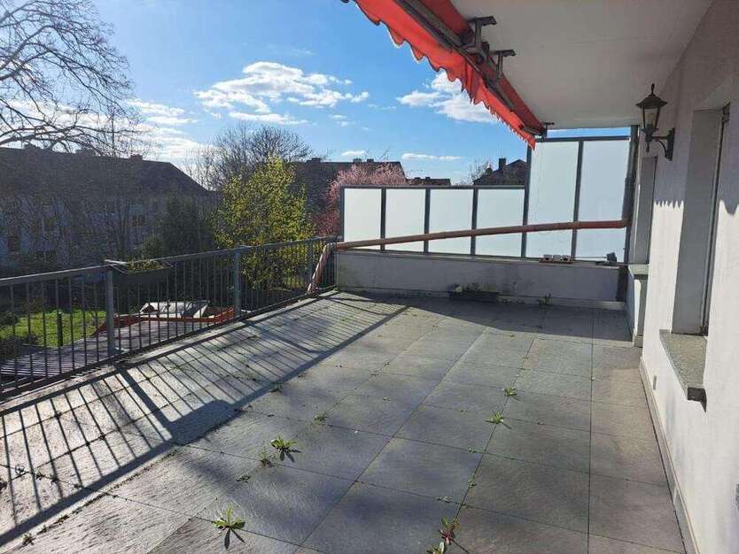 Büro in Aschaffenburg 1.045 € 110 m²