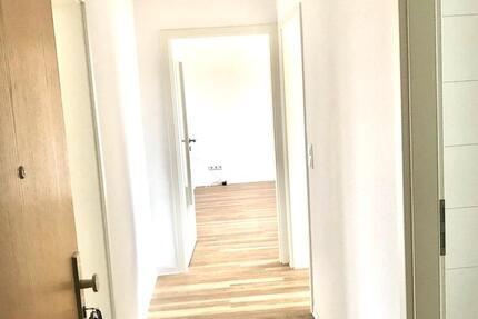 Wohnung Rostock Hansaviertel - 3 Zimmer, 62 m&sup2;, 714&euro; | Angebot:25403735