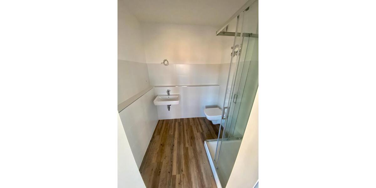 Etagenwohnung Reichshof - 2.5 Zimmer, 62 m&sup2;, 569&euro; | Angebot:25155072