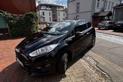 Ford Fiesta 126.000 km 8.500 &euro; Bramsche 49565